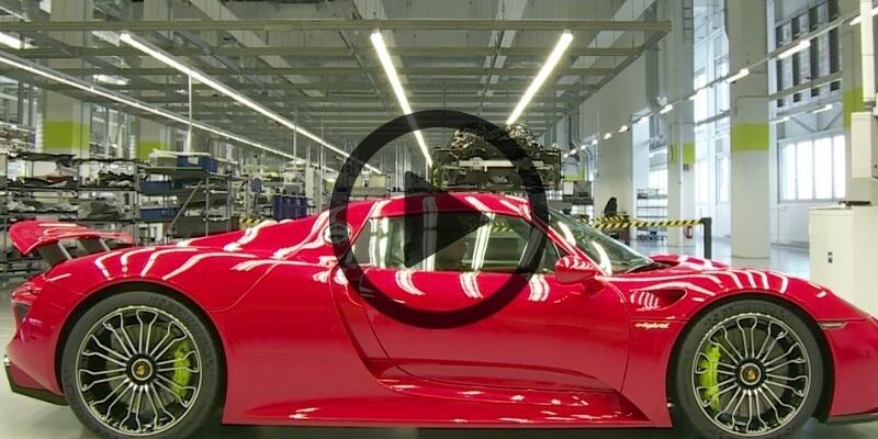 Porsche 918 Spyder, un vistazo tras la cortina (claramente no es un clasico)