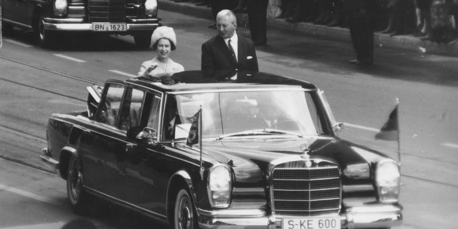 mercedes-benz-600-pulman-landaulet