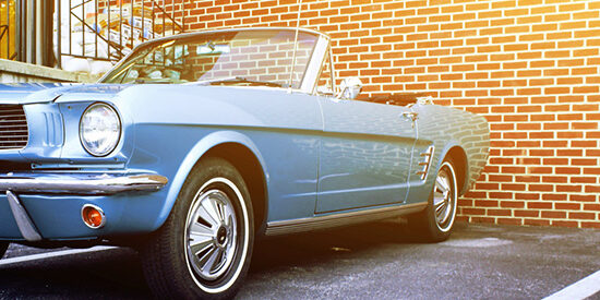 Coches clásicos descapotables y su versión actual Coches clásicos descapotables y su versión actual