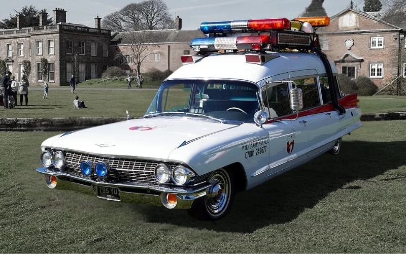 Coches clásicos de miedo en el cine - CazafantasmasCadillac Miller Metor