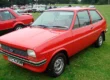 Coches clásicos: ford fiesta rojo
