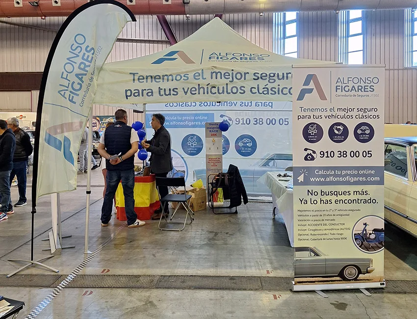 Stand de Alfonso Fígares en la feria de Retromálaga