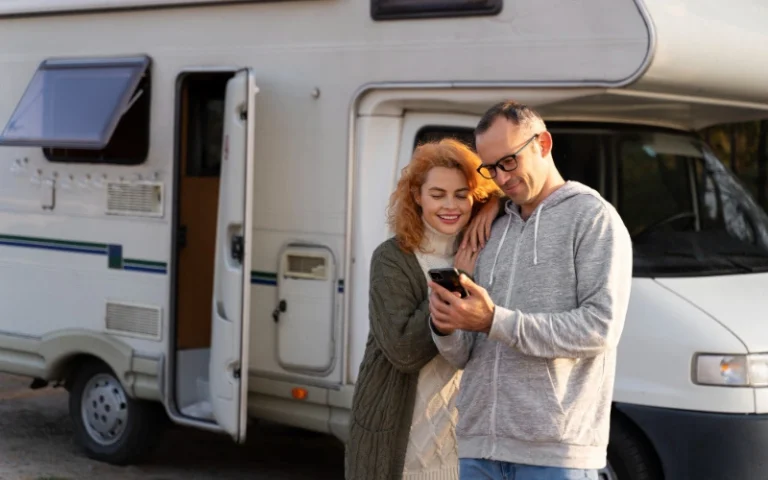 consejos para mantener tu autocaravana o camper segura (y por qué necesitas un buen seguro)